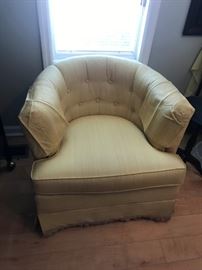 #21 American of Martinsville yellow button back chair $60.00
