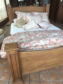 Large Queen Bed 