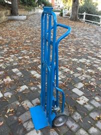 Blue HandTruck