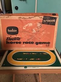 Tudor Electric Horse Race Game with Original Horses