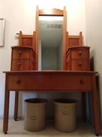Antique Oak dresser, w/mirror.