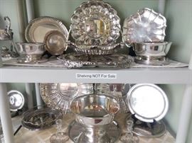 Yep, MORE good silverplated holloware.