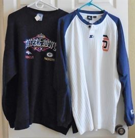 Super Bowl  32 sweatshirt; Padres shirt