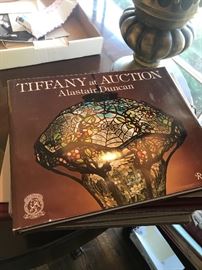 1981 TIFFANY STUDIOS AUCTION BOOK ALASTAIR DUNCAN 