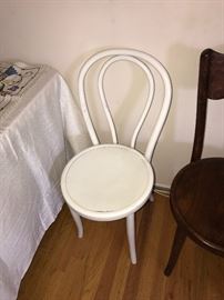 ANTIQUE BENTWOOD CHAIRS 