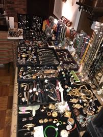 VINTAGE TO MODERN JEWELRY - EARRINGS, PENDANTS, NECKLACES, BRACELETS, WATCHES , CHOCKERS, BROOCHES, RINGS