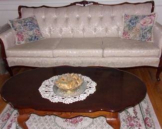 Excellent condition antique tufted sofa and 2 chairs, coffee table with 2 end tables