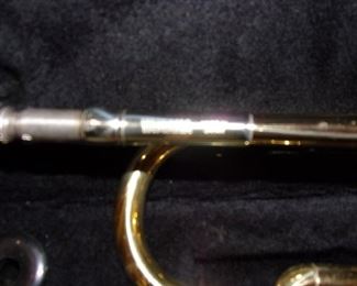 Yamaha trumpet and case
