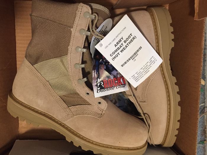Rocky Outdoor Gear Army Combat Boots in Box