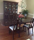 Ethan Allen Cherry Dining Room Suit
2 Leafs, Seats 8