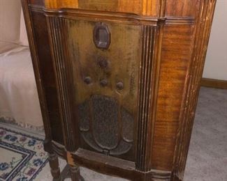 Vintage Philco radio