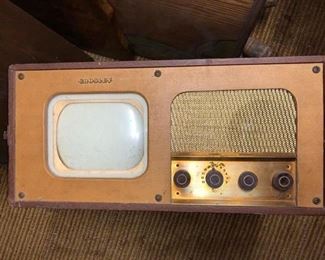 Vintage Crosley TV!