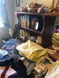 bed linens, books
