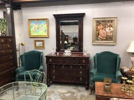 Henredon “Queen Carlyle” Ladies Dressing chest