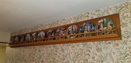 Plate Rail, older Hummel Plates