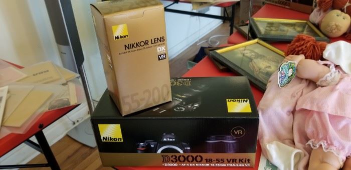 Nikon D3000 Camera, Boxes, Carrying case, additional lenses and filter