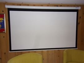 Huge Panoview projection screen, like new