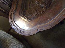 Carved wood eagle accent table. Top is a glass and wood tray.