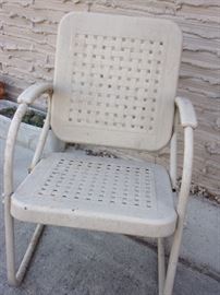 Vintage metal patio chair (2)