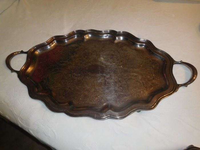 31" footed tray