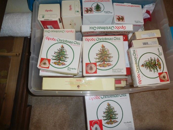 Plenty of Spode X-mas items