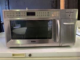 #109: Kenmore microwave with built in toaster
Kenmore microwave with built in toaster