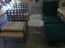 #126: Chase lounge, 2 Chairs, 4 Tables
Chase Lounge, 2 Chairs, 4 Tables