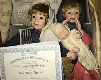 Ashton Drake dolls--The Nativity, all in original boxes. Set includes 3-piece Holy Family, 2 shepherds, 3 wisemen and 1 angel. 