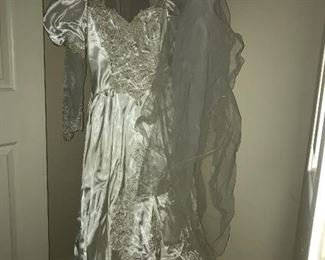 Gorgeous vintage wedding dress.
