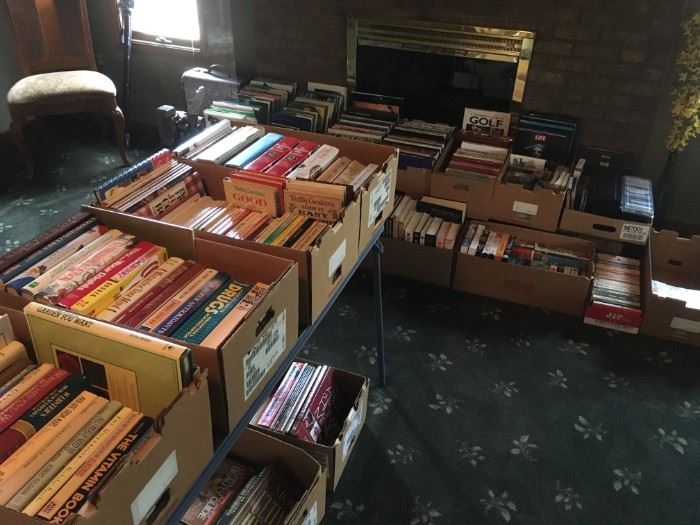 A few hundred of books and magazines. Golf, garden, cook, and health; with a variety of other interesting subjects of matter.