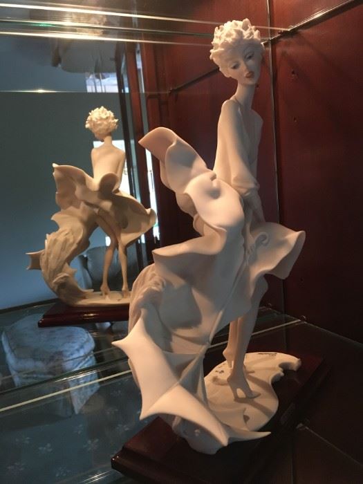 Guisseppe Armani's "The Umbrella Autumn" figurine.