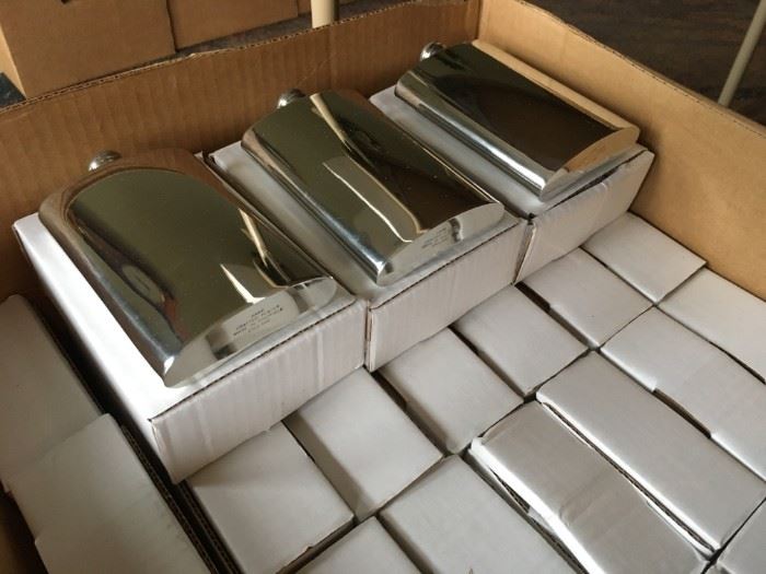 This huge box of pewter flasks made in Sheffield, England would be an idea gift giver or commemorative event. With the ability to engrave. Maybe of a golf outing, a fun-raiser, or a class reunion -endless possibilities.