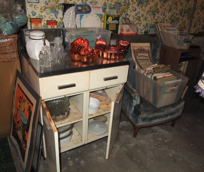 Some vintage kitchenware