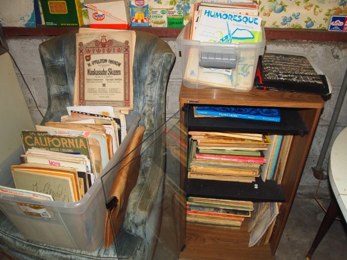 Lots of piano/sheet music