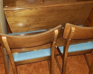 Mid century drop leaf table with 4 chairs