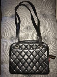 AUTHENTIC VINTAGE CHANEL HANDBAG