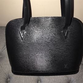 AUTHENTIC LOUIS VUITTON EPI LEATHER LUSSAC