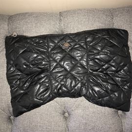 KATE SPADE PUFFY CLUTCH