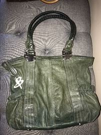 B. MAKOWSKY TOTE