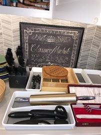 KITCHENWARE / GLASSWARE / BAKEWARE