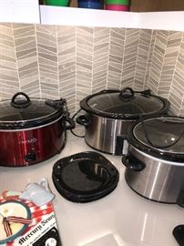CROCK POTS