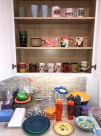 KITCHENWARE / GLASSWARE / BAKEWARE