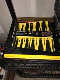 BRAND NEW STANLEY SCREWDRIVER SET