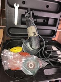 PORTER AND CABLE SANDER