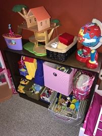 TOYS