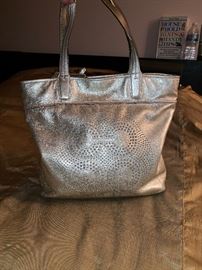 COACH TOTE