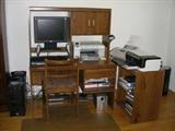 COMPUTER DESK