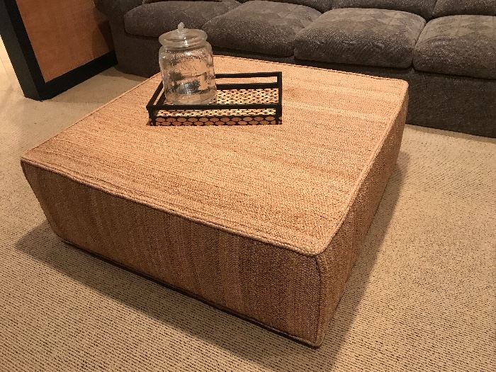 Henredon Sisal ottoman