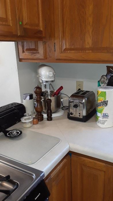 Kitchenaid Mixer, antique toasters
