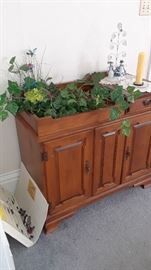 Dry sink with copper lining